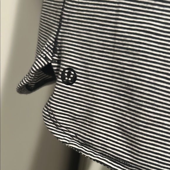 Lululemon Racer Back Top - Picture 3 of 5